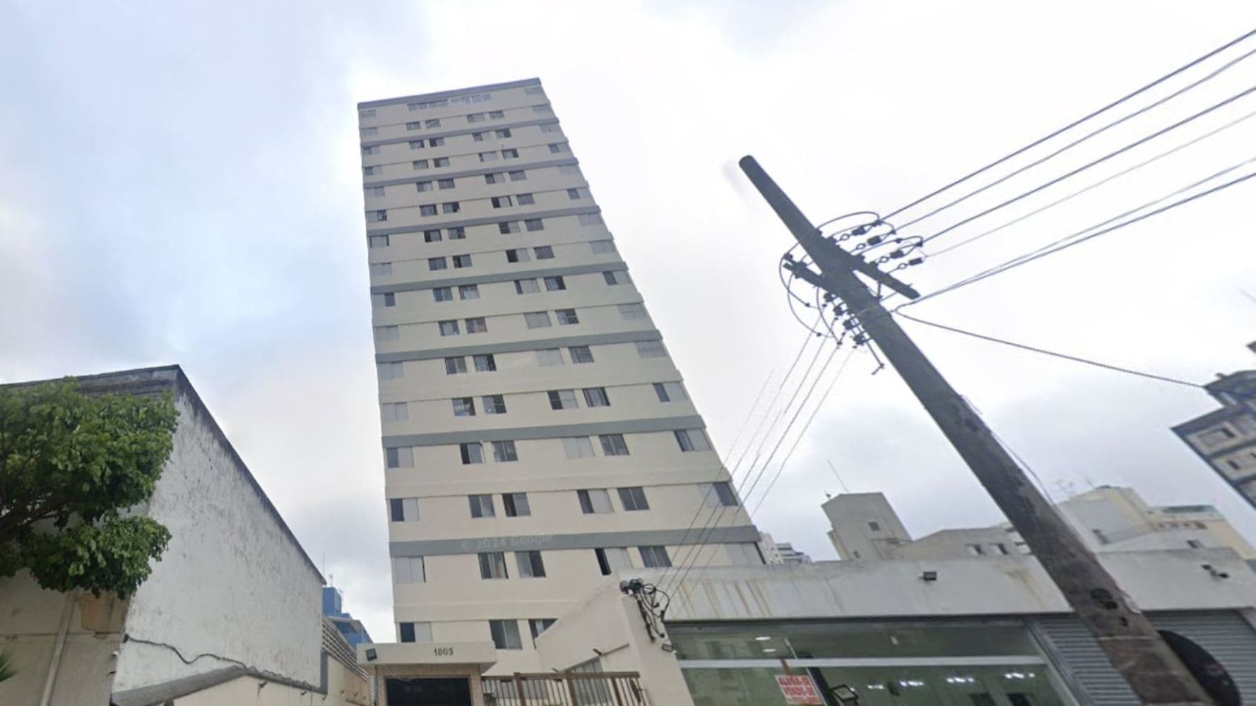 Foto 2 de 6: Apartamento em leilão em São Paulo - SP, bairro Campos Elíseos — Apartamento no "Edifício Boulevard Des Champs Elysées" - Campos Elíseos - São Paulo/SP