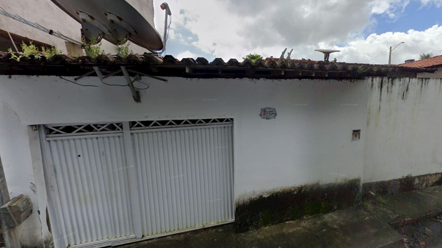 Foto 2 de 4: Casa em leilão em São Luís - MA, bairro Sol e Mar — Casa na Vila Luizão - São Luís/MA