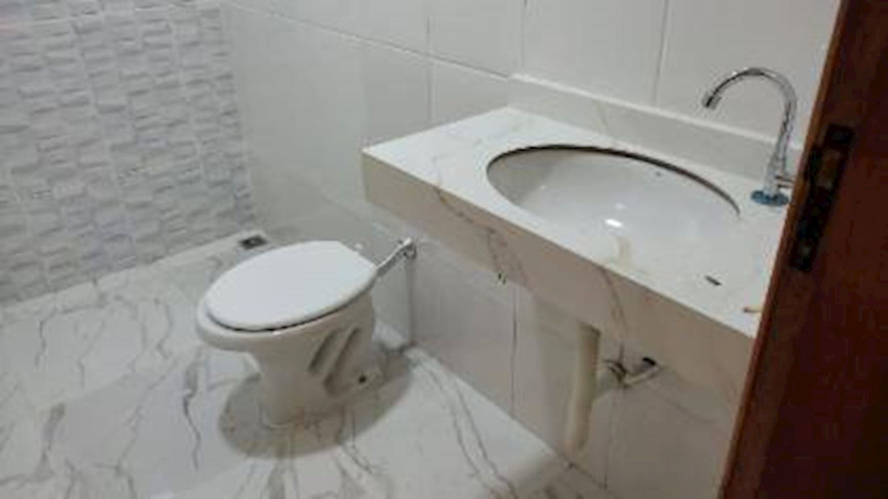 Foto 6 de 10: Casa em leilão em Arenápolis - MT, bairro Bela Vista — Casa - Bela Vista - Arenápolis/MT