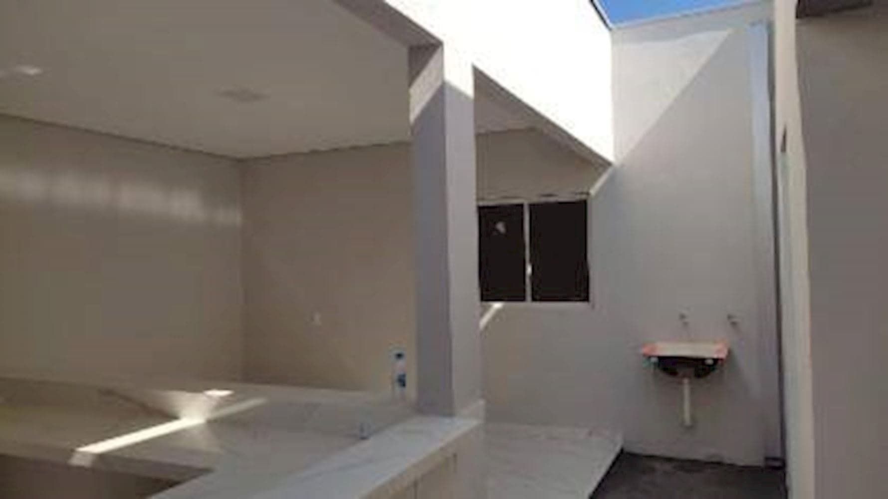 Foto 10 de 10: Casa em leilão em Arenápolis - MT, bairro Bela Vista — Casa - Bela Vista - Arenápolis/MT