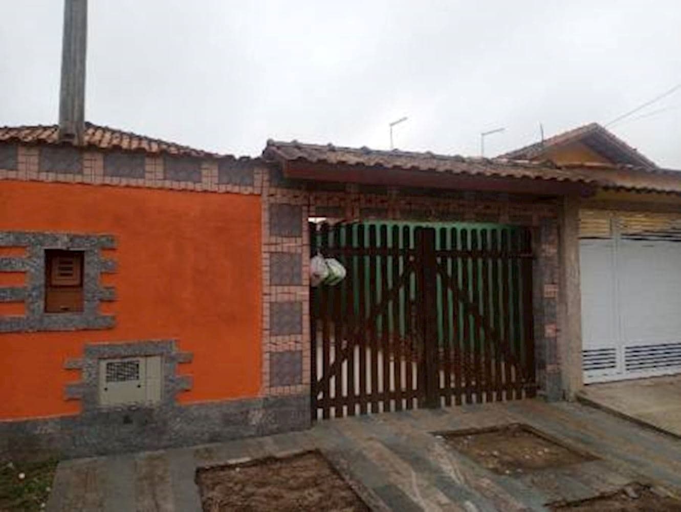 Foto 1 de 14: Casa em leilão em Itanhaém - SP, bairro Vila Nova Itanhaém — Casa - Vila Nova Itanhaém - Itanhaém/SP