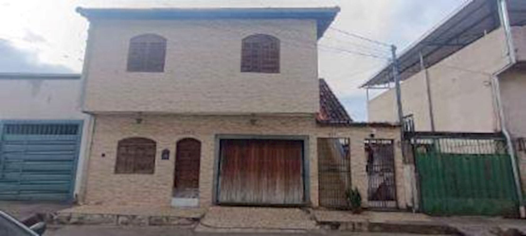 Foto 1 de 15: Apartamento em leilão em Mariana - MG, bairro Cabanas — Apartamento - Cabanas - Mariana/MG