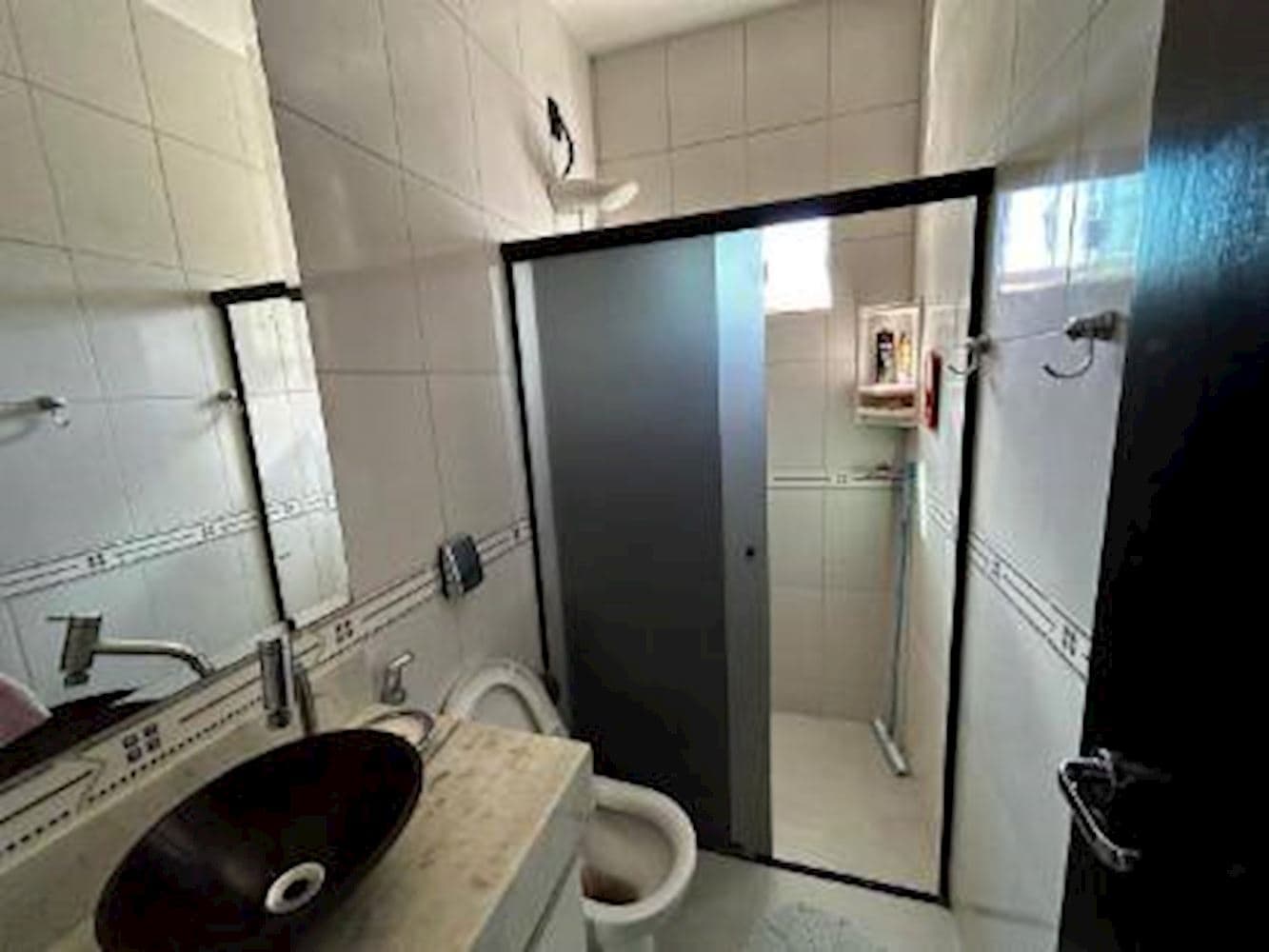 Foto 3 de 8: Casa em leilão em Goiânia - GO — Casa - Village Veneza - Goiânia/GO