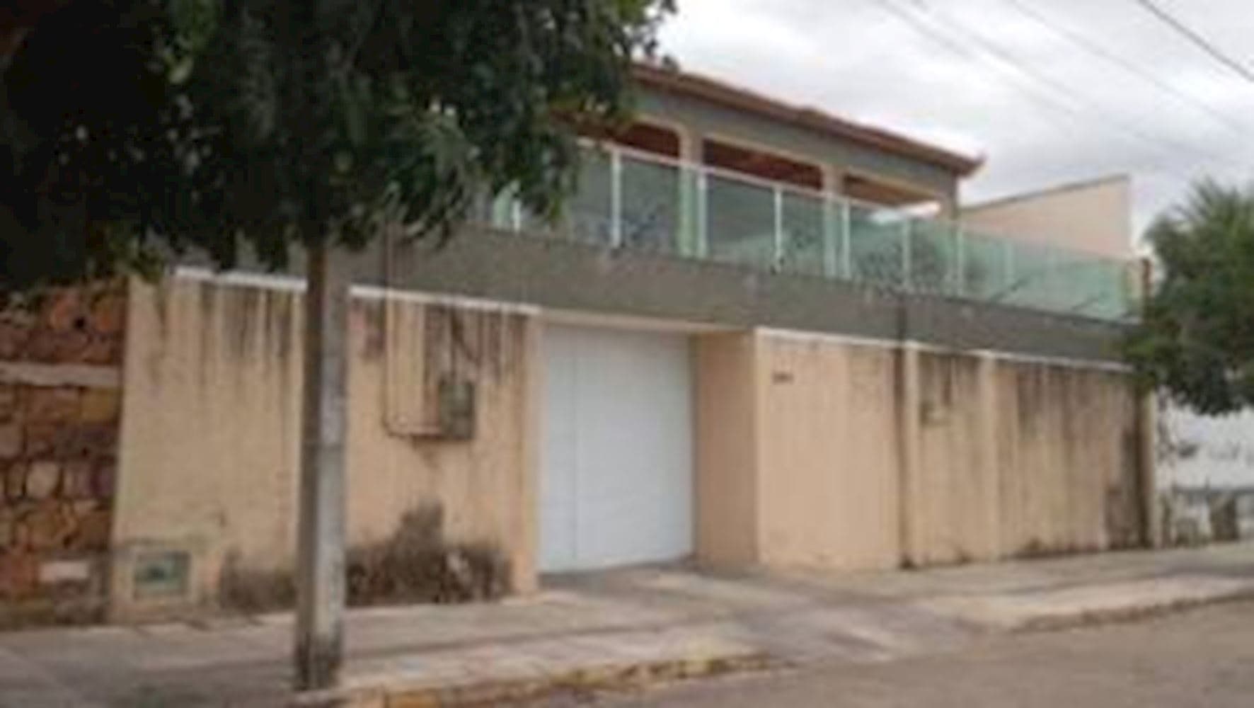 Foto 1 de 3: Casa em leilão em Crato - CE, bairro Seminário — Casa - Seminário - Crato/CE
