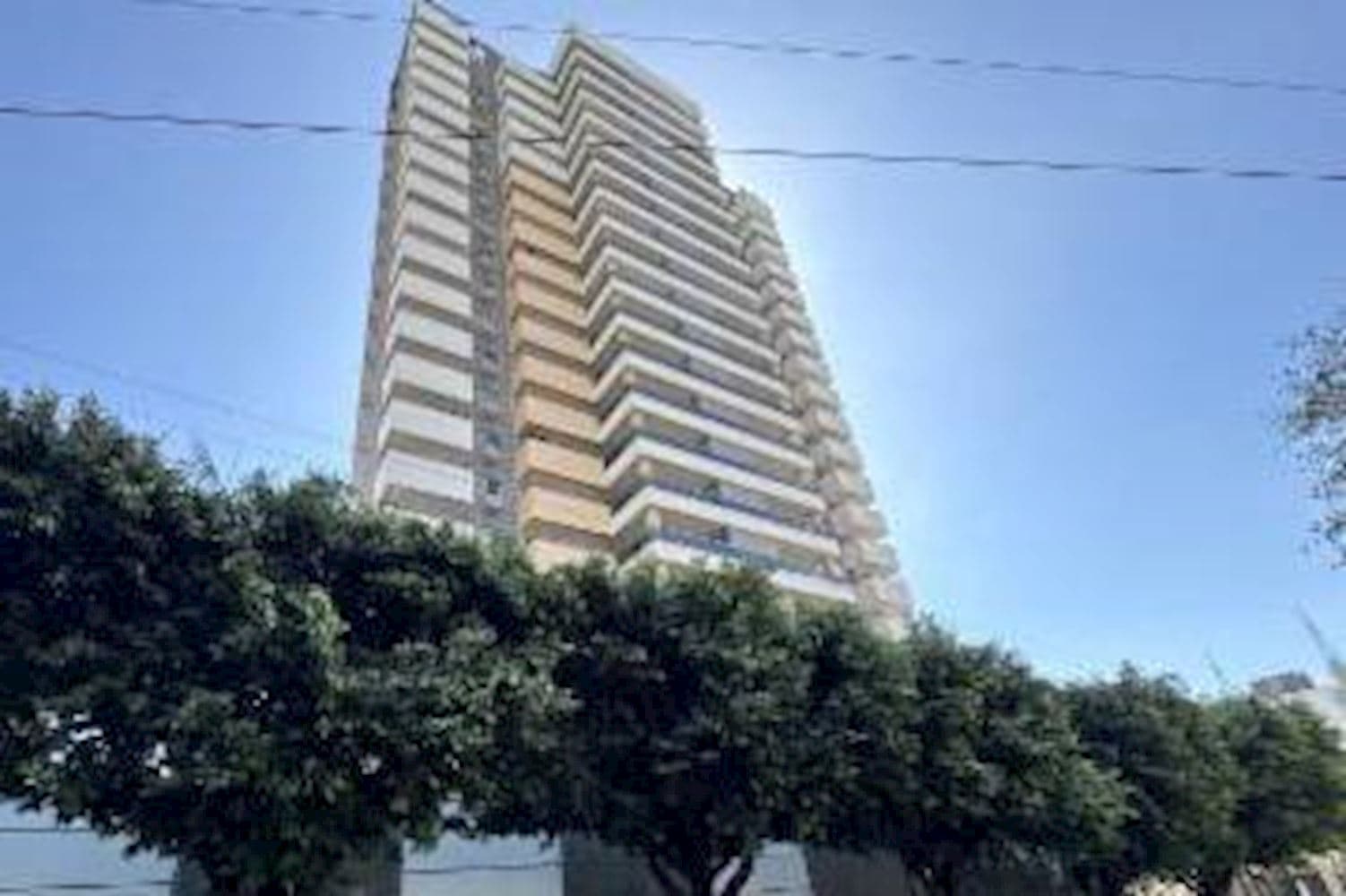 Foto 2 de 3: Apartamento em leilão em Cuiabá - MT, bairro Bosque da Saúde — Apartamento no " Edifício Salvador Dali" - Bosque Da Saúde - Cuiabá/MT