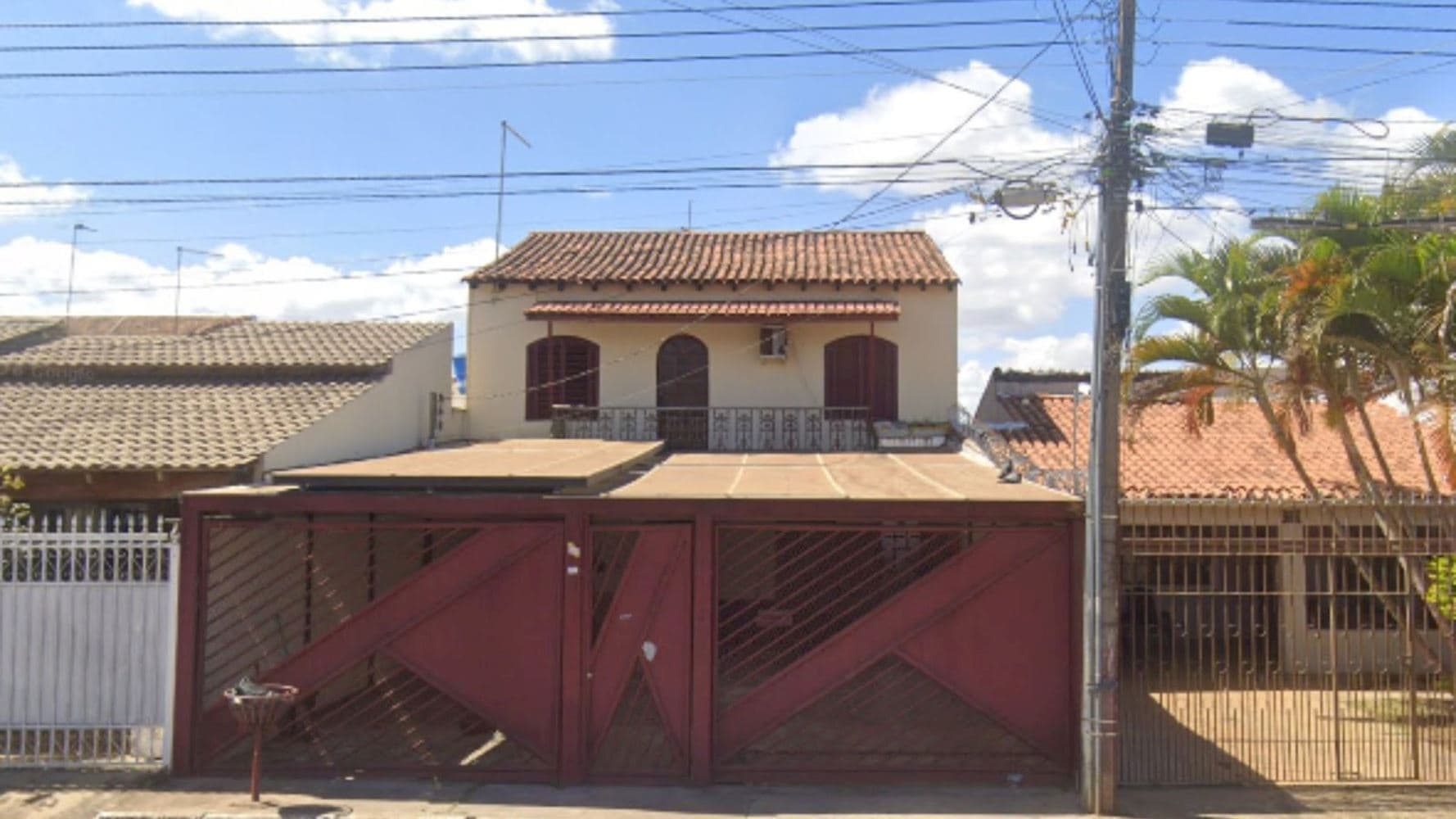 Foto 2 de 4: Casa em leilão em Brasília - DF, bairro Taguatinga — Casa em Taguatinga - Brasília/DF