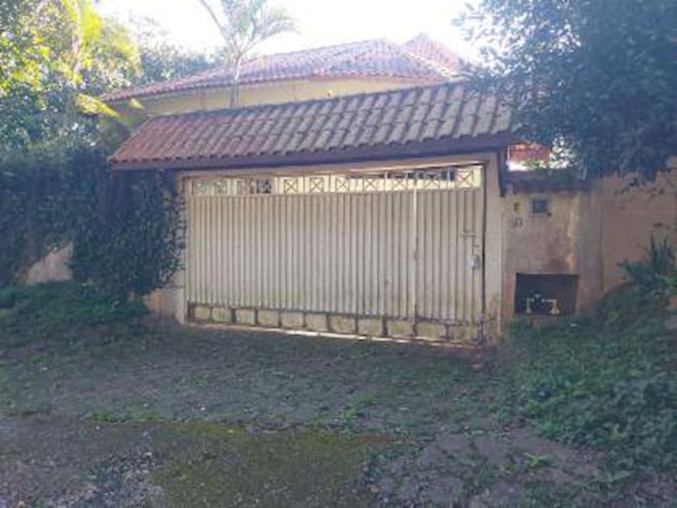 Foto 1 de 8: Casa em leilão em Diadema - SP, bairro Praia Vermelha — Casa, Padrão, 0 vaga(s) de garagem