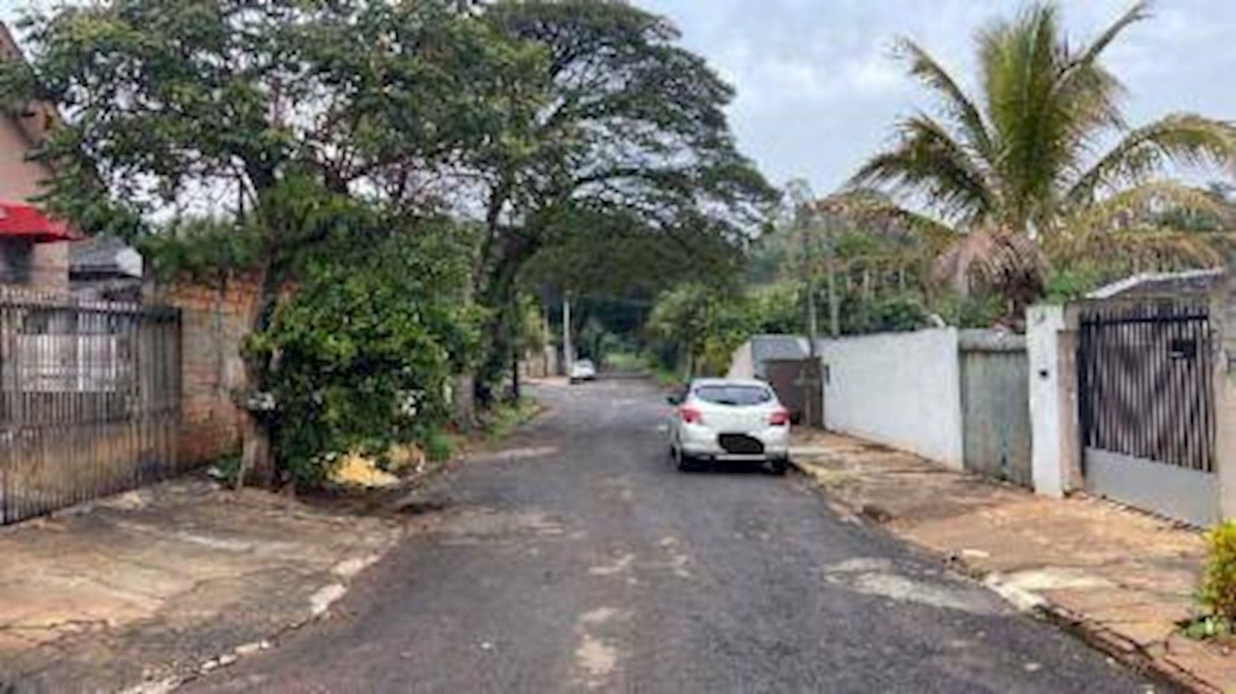 Foto 3 de 4: Casa em leilão em Arapongas - PR, bairro Jardim Bandeirantes — Casa, Padrão, 0 vaga(s) de garagem