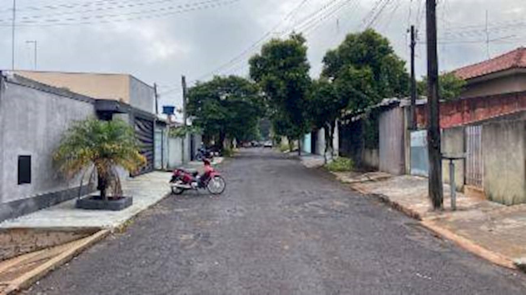 Foto 4 de 4: Casa em leilão em Arapongas - PR, bairro Jardim Bandeirantes — Casa, Padrão, 0 vaga(s) de garagem