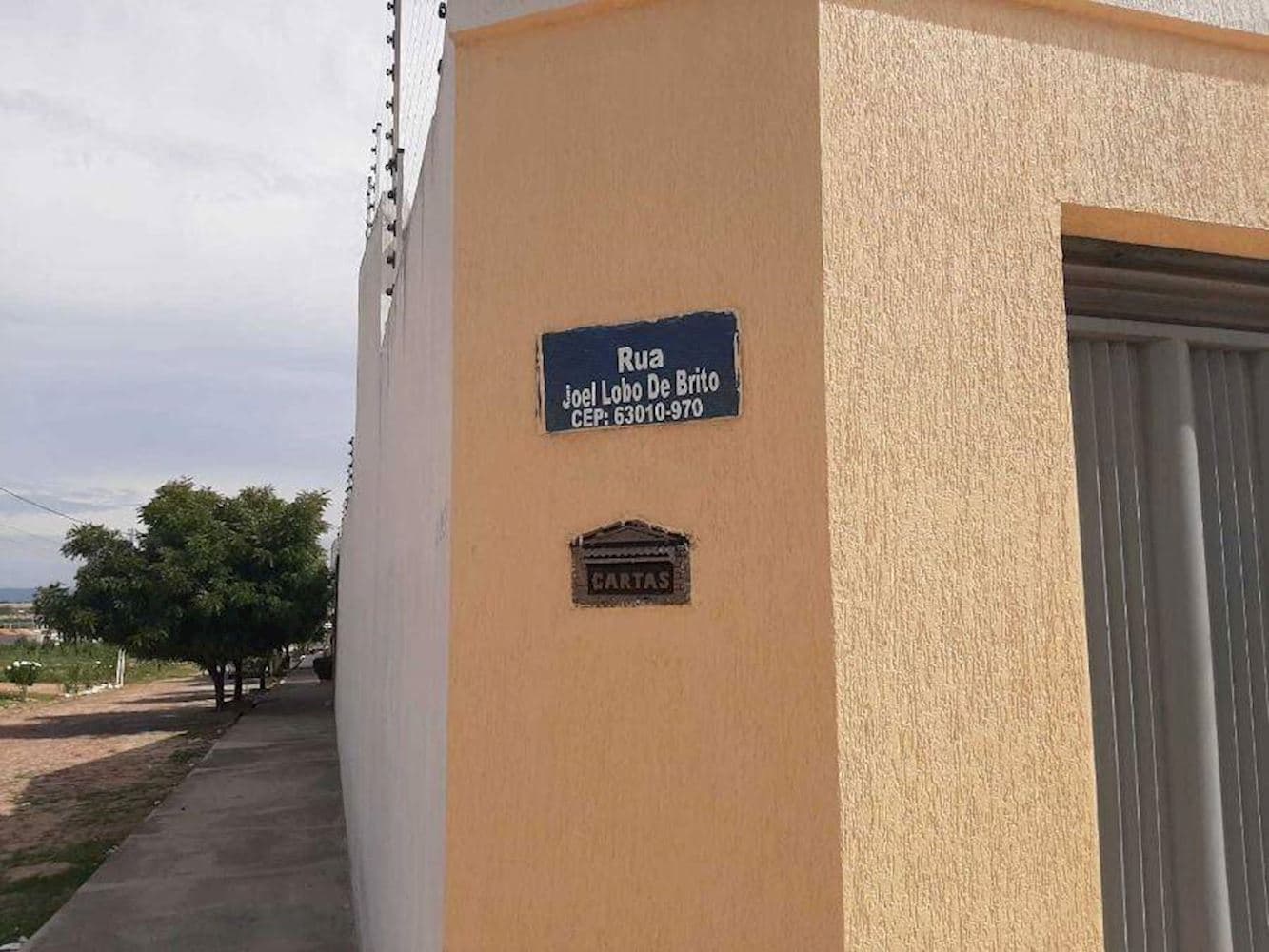 Foto 2 de 13: Casa em leilão em Juazeiro Do Norte - CE — Casa, Padrão, 0 vaga(s) de garagem