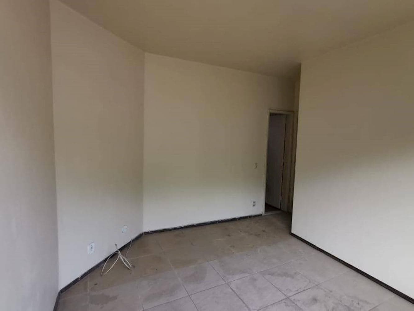 Foto 5 de 7: Apartamento em leilão em Rio De Janeiro - RJ, bairro Penha Circular — Apartamento, Padrão, 1 vaga(s) de garagem