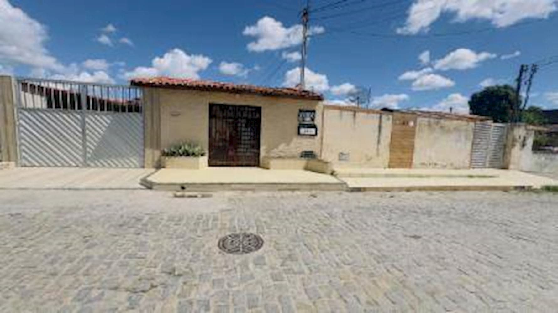 Foto 3 de 3: Casa em leilão em Feira De Santana - BA, bairro Parque Ipê — Casa - Parque Ipê - Feira de Santana/BA