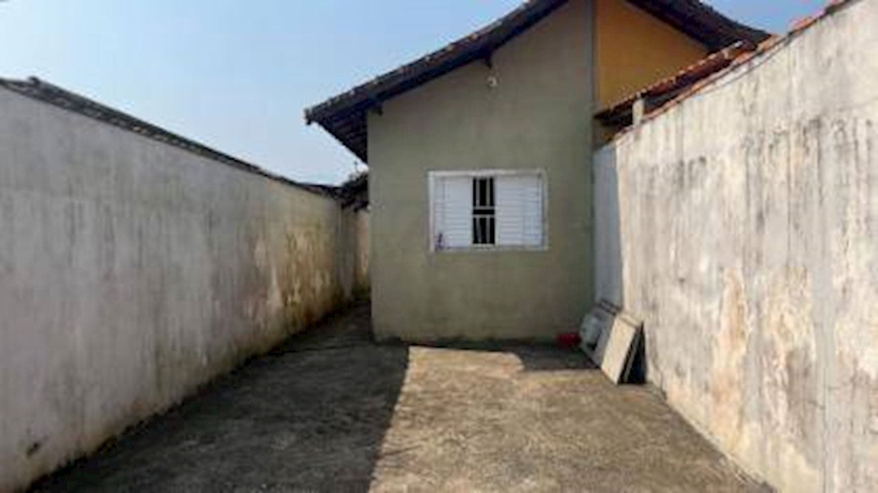 Foto 3 de 12: Casa em leilão em Mongaguá - SP, bairro Vila Atlântica — Casa - Vila Atlântica - Mongaguá/SP