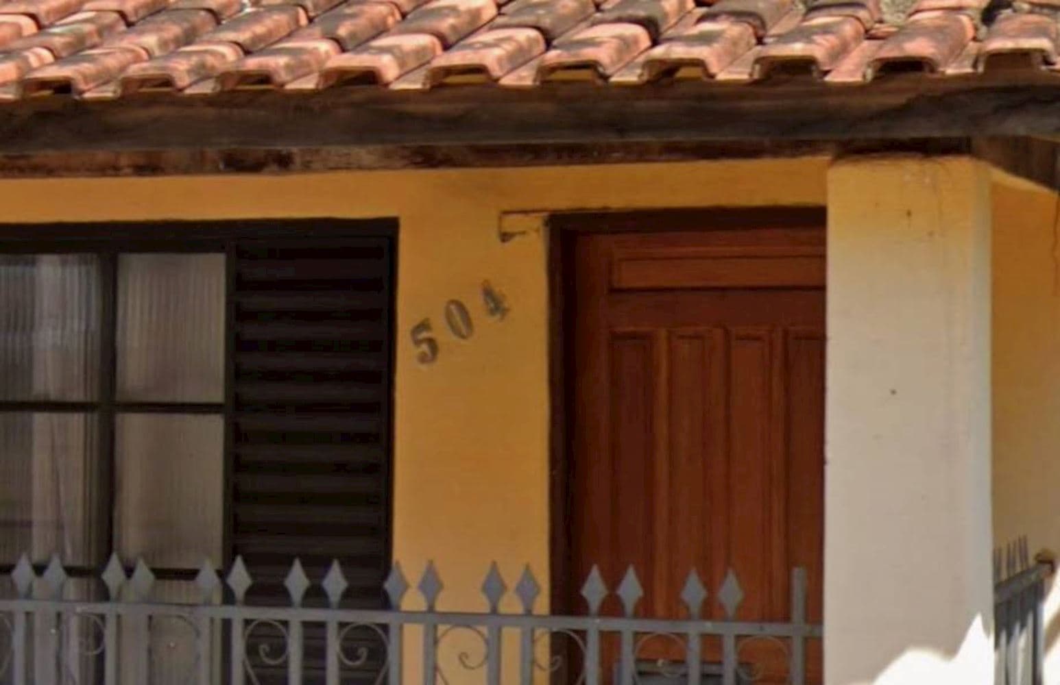 Foto 2 de 3: Casa em leilão em Piranguçu - MG, bairro Centro — Casa - Centro - Piranguçu/MG