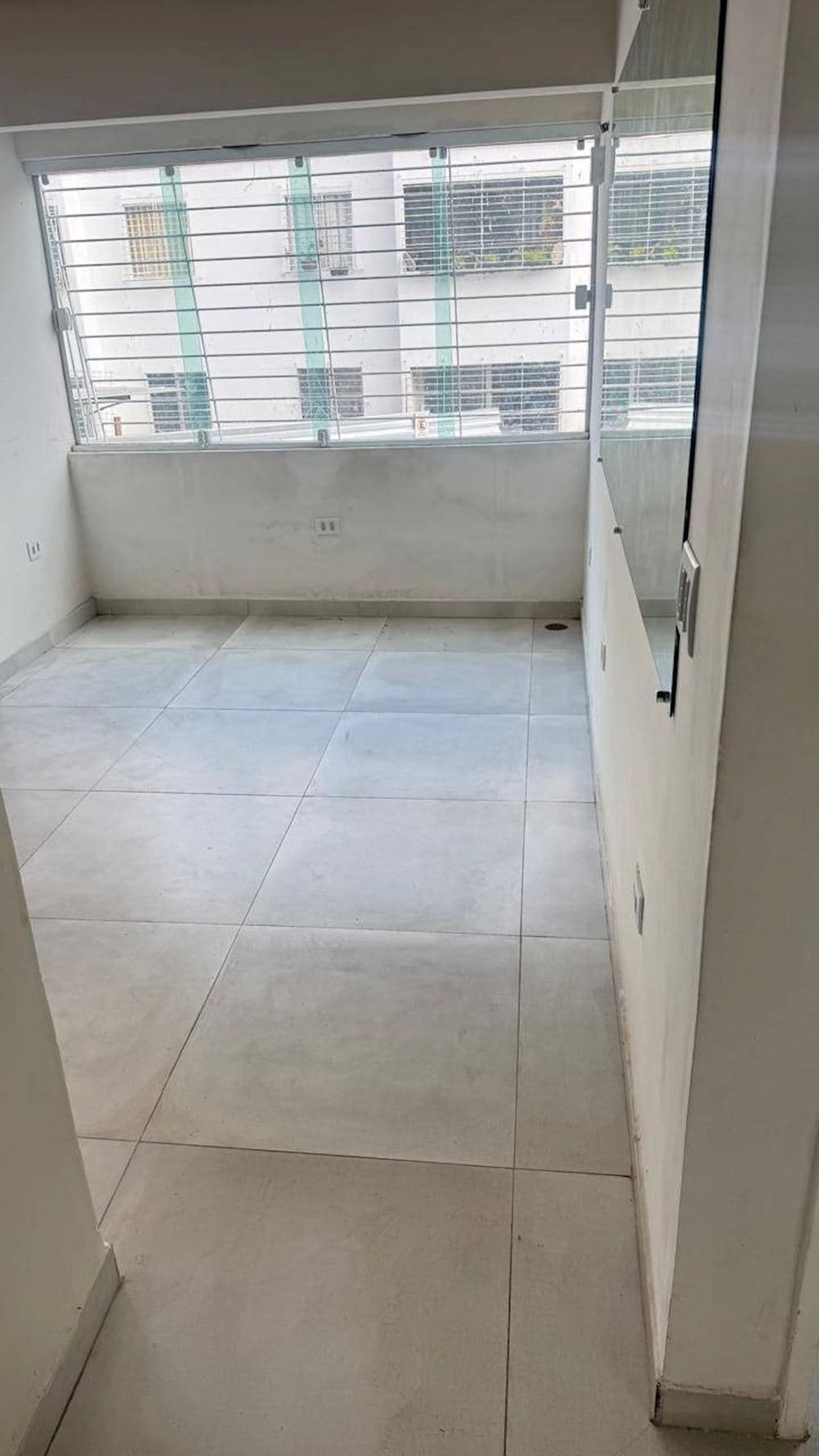Foto 11 de 15: Apartamento em leilão em Recife - PE, bairro Fundão — Apartamento - Fundão - Recife/PE