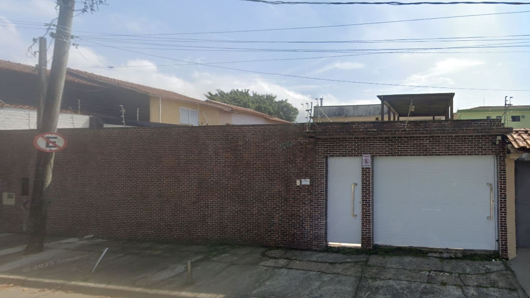 Foto 2 de 4: Casa em leilão em Bertioga - SP, bairro Vila Itapanhaú — Casa na Vila Itapanhaú - Bertioga/SP