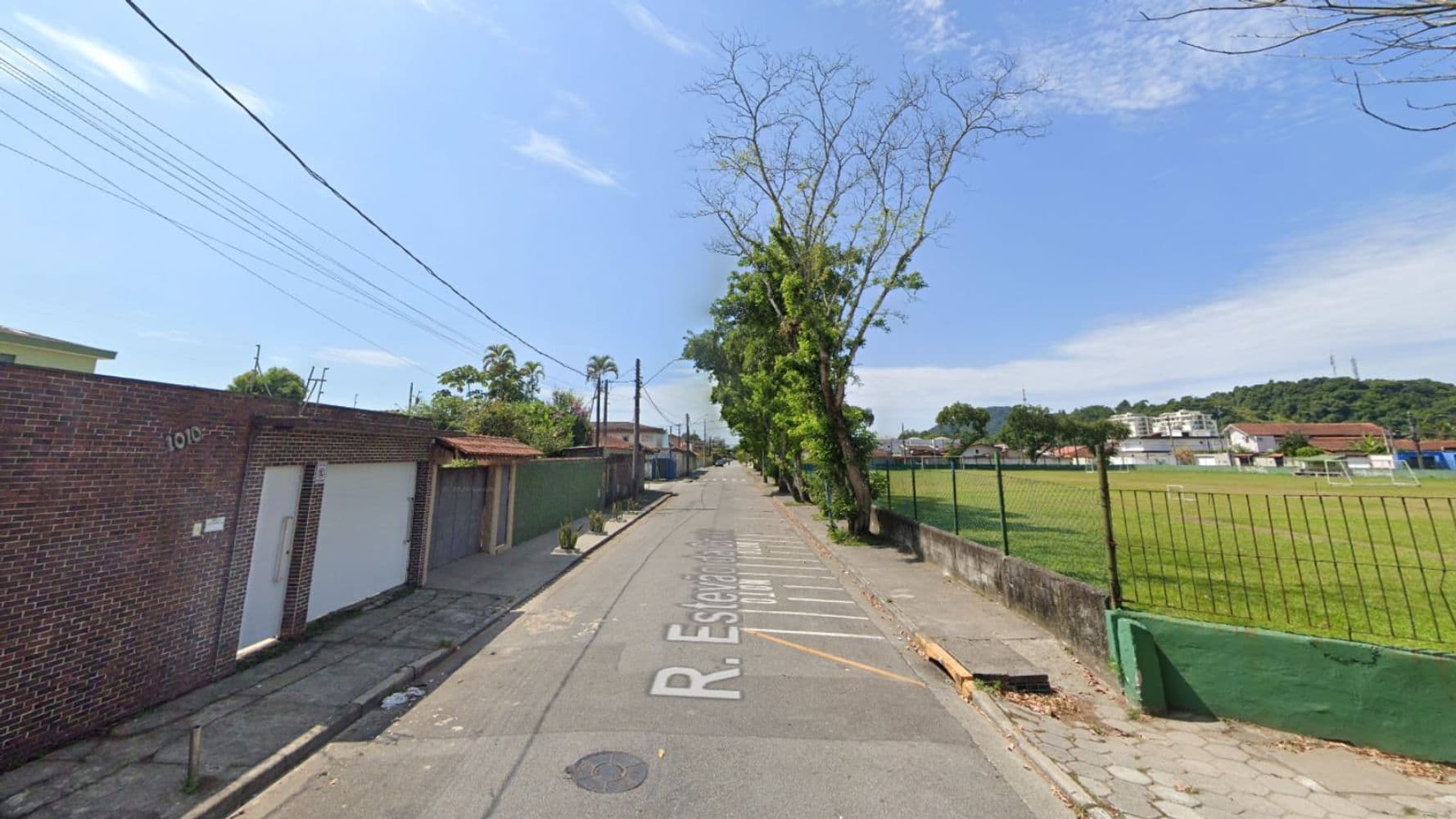 Foto 3 de 4: Casa em leilão em Bertioga - SP, bairro Vila Itapanhaú — Casa na Vila Itapanhaú - Bertioga/SP