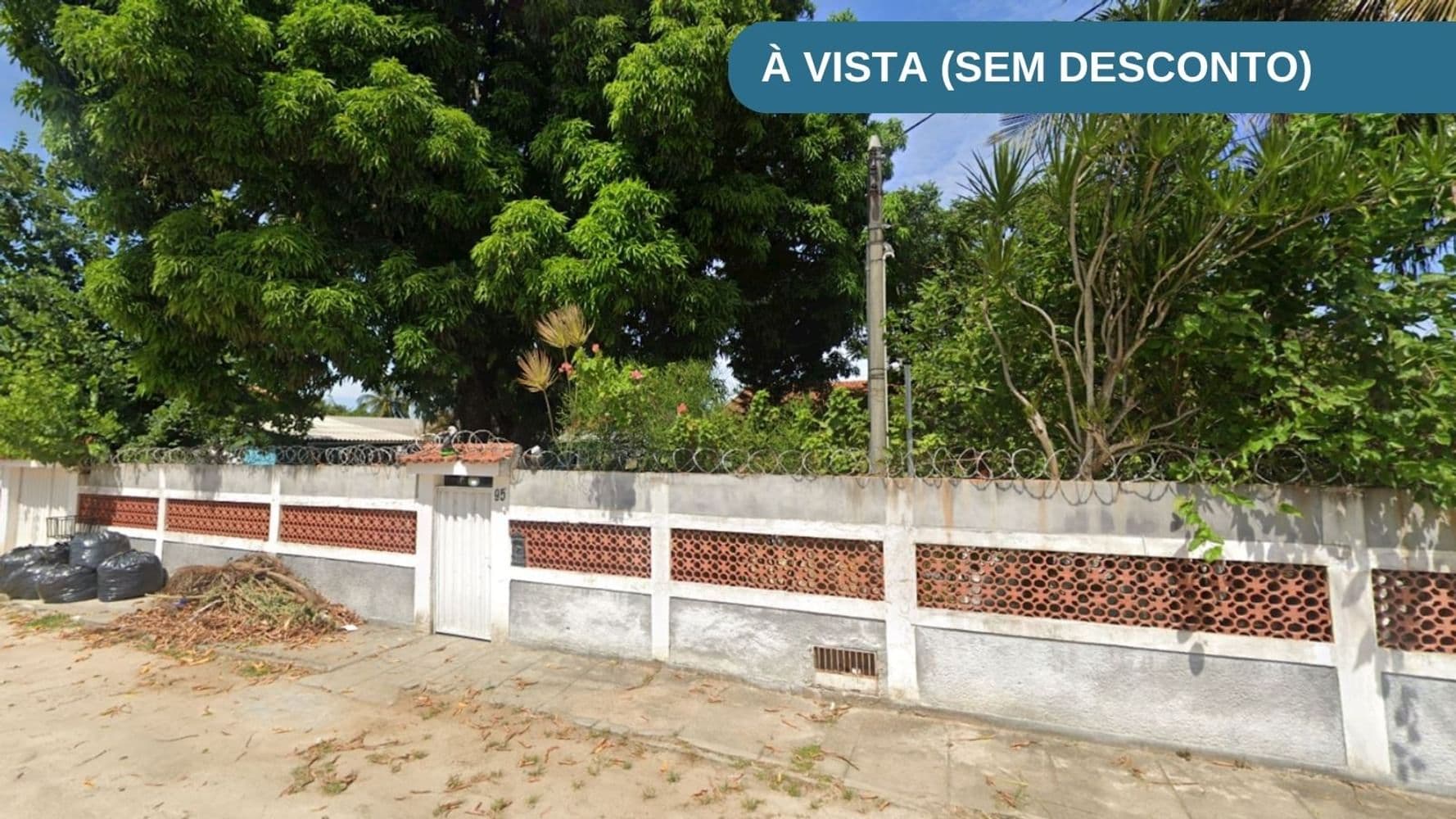 Foto 1 de 5: Casa em leilão em Araraquara - SP, bairro Areal — Casa em Areal - Araruama/SP