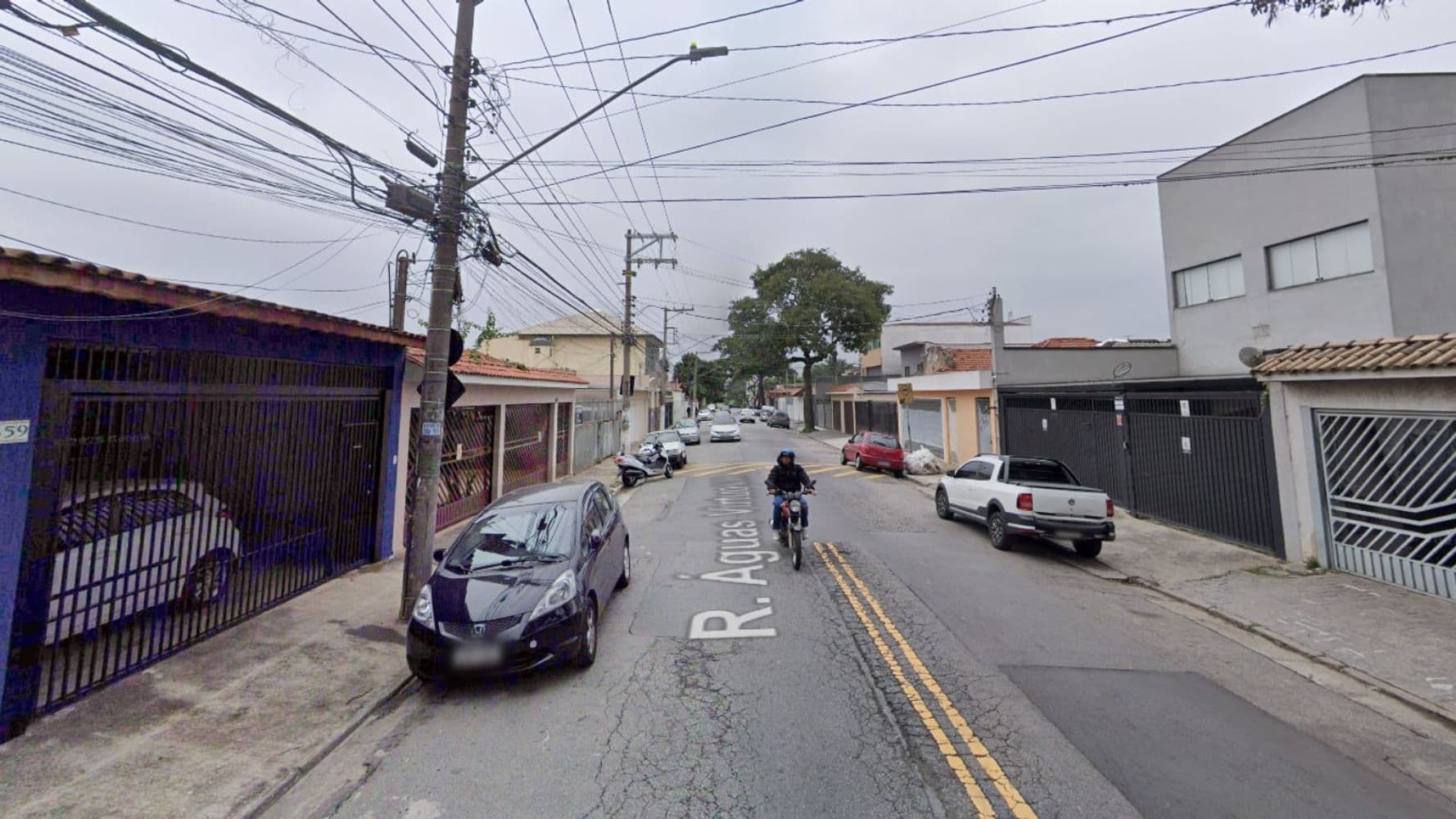 Foto 4 de 5: Casa em leilão em São Paulo - SP, bairro Parque Peruche — Casa no Parque Peruche em São Paulo/SP