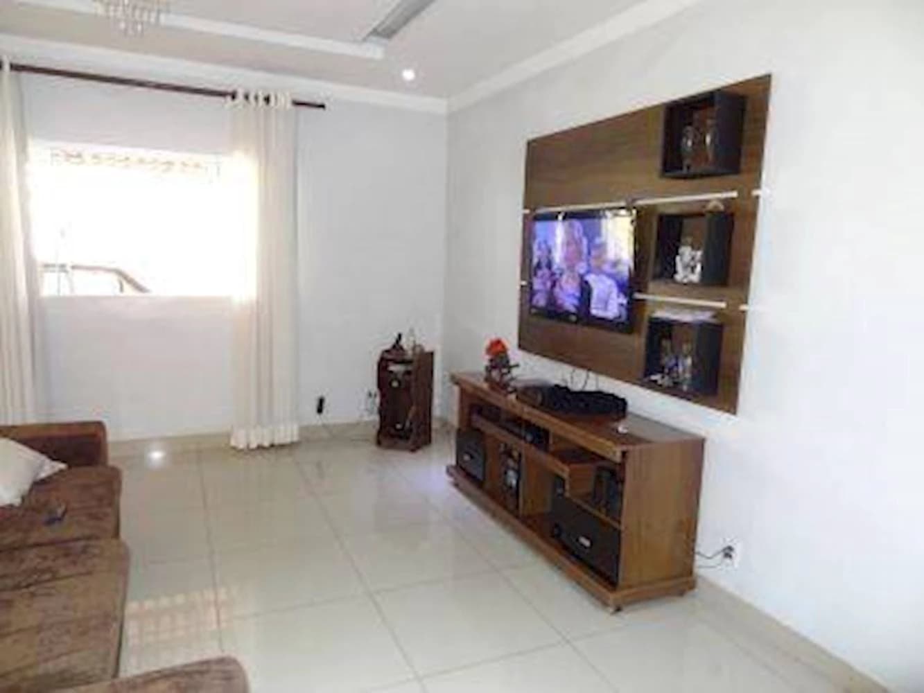 Foto 3 de 11: Casa em leilão em Brasília - DF — Casa no Recanto das Emas/DF