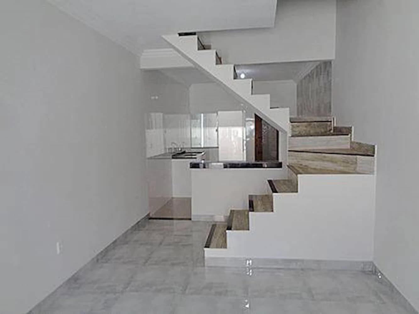 Foto 6 de 11: Casa em leilão em Nova Iguaçu - RJ — Casa em Da Luz - Nova Iguaçu/RJ