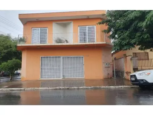 Casa em leilão em Carlópolis - PR — Casa - Centro - Carlópolis/PR