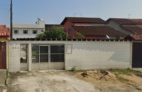 Casa em leilão em Mongaguá - SP — Casa - Balneario Itaguai - Mongaguá/SP