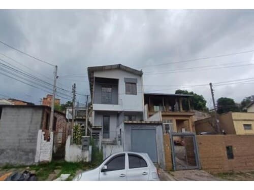 Casa em leilão em Porto Alegre - RS — Casa - Partenon - Porto Alegre/RS