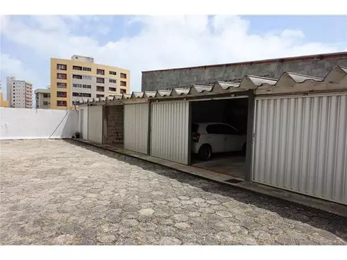 Foto 5 de 7: Apartamento em leilão em Fortaleza - CE — Leilão De Apartamento - Praia Do Futuro - Fortaleza/ce