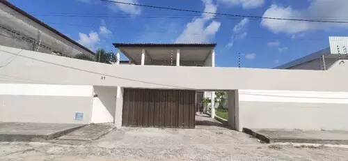 Foto 1 de 15: Casa em leilão em Fortaleza - CE — Leilão De Casa - Lagoa Redonda - Fortaleza/ce