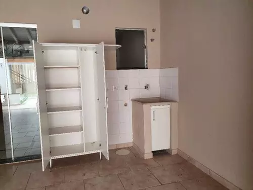Foto 18 de 22: Casa em leilão em Marília - SP — Leilão De Casa - Alto Cafezal - Marília/sp