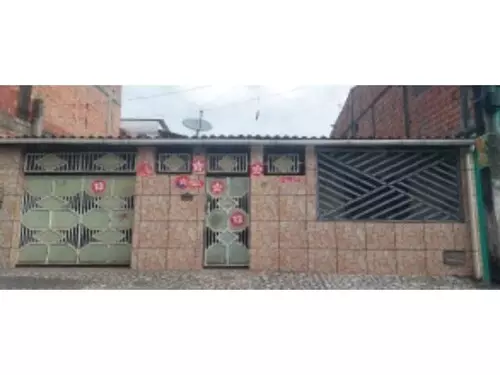 Casa em leilão em Camaçari - BA — Leilão De Casa - Gleba C - Camaçari/ba