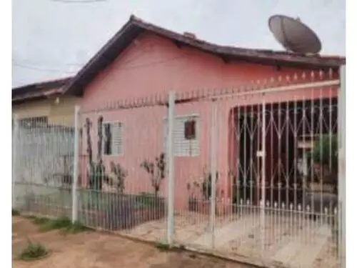 Foto 2 de 3: Casa em leilão em Várzea Grande - MT — Frazão Leilões 1º Leilão De Imóveis | Estados: Al - Ba - Ce - Go - Ms - Mt - Pa - Pr - Rj - Rs - Sc - Sp | 3295 Lote 3295-02 Casa - Jardim Marajoara - Várzea Grande/ Mt Rua Tenente Horta Barbosa, (antiga R. 14), 889, Várzea Grande,mt Imóvel Ocupado