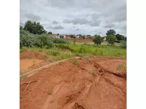 Foto 6 de 13: Terreno em leilão em Dracena - SP — Dracena/sp - Terreno - Desocupado