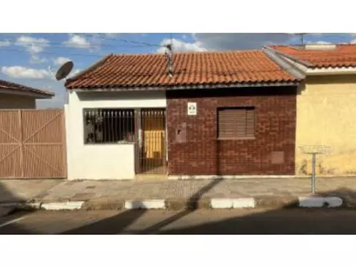 Foto 1 de 2: Casa em leilão em Guaxupé - MG — Frazão Leilões 1º Leilão De Imóveis | Estados: Am - Mg - Ms - Rj - Rn - Se - Sp | 3315 Lote 3315-12 Casa - Parque Das Orquídeas - Guaxupé/mg