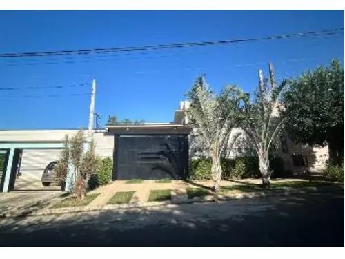 Foto 1 de 3: Casa em leilão em Indaiatuba - SP — Frazão Leilões 1º Leilão De Imóveis | Estados: Ce - Go - Mg - Pr - Rj - Sp | 3353 Lote 3353-07 Casa - Jardim Bela Vista - Indaiatuba/sp