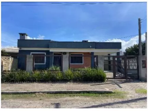 Foto 1 de 3: Casa em leilão em Xangri-lá - RS — Frazão Leilões 1º Leilão De Imóveis | Estados: Go - Pr - Rs - Sp | 3320 Lote 3320-04 Casa - Noiva Do Mar - Xangri-lá/rs