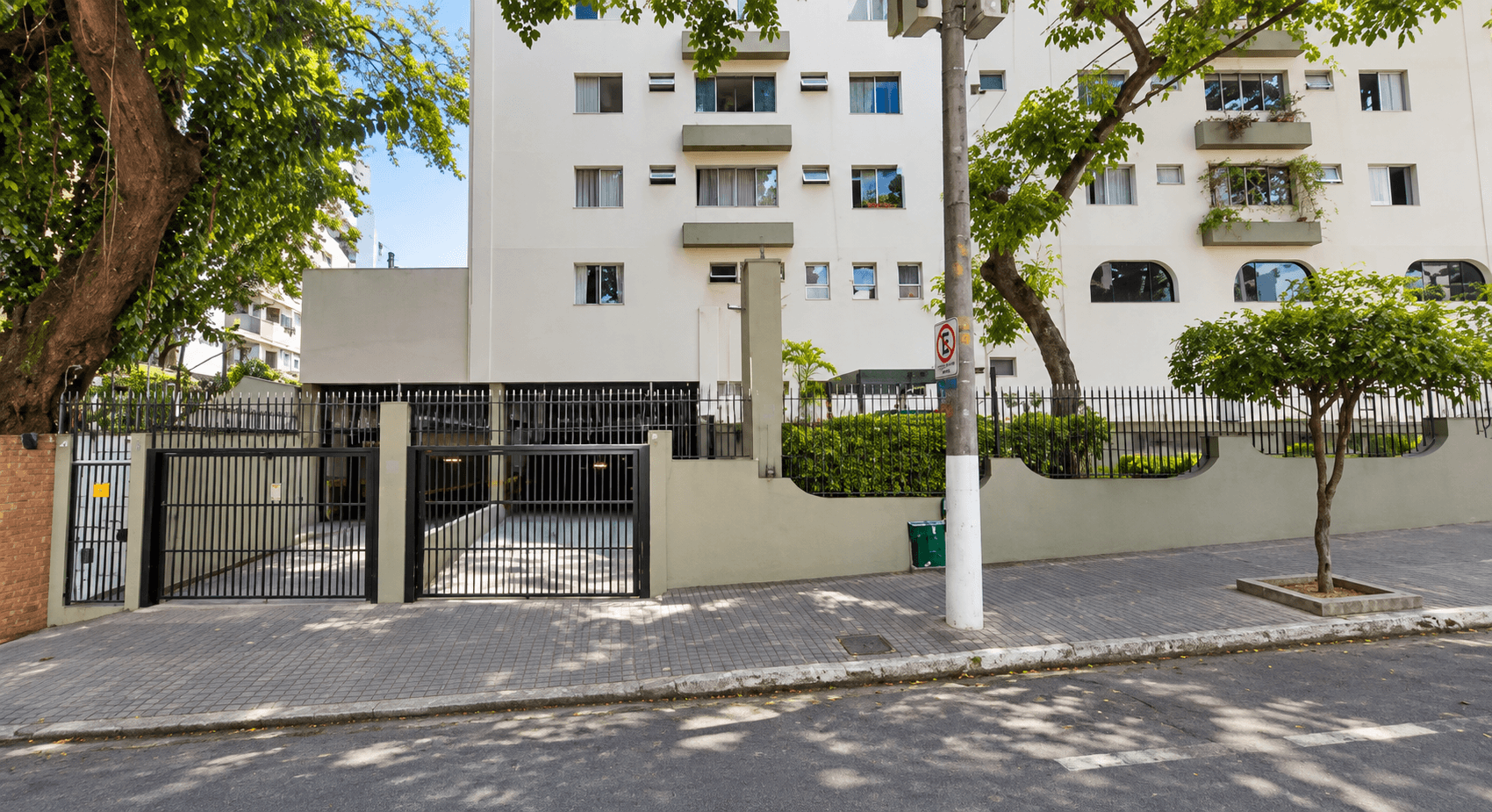 Foto 2 de 3: Vaga de Garagem em leilão em São Paulo - SP, bairro Indianópolis — Vaga de Garagem,52,90m², Edifício Flávia Regina, Moema, São Paulo/SP