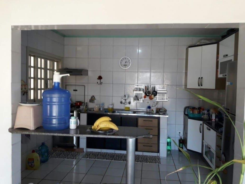 Foto 12 de 18: Casa em leilão em Atibaia - SP, bairro Portão — Chácara, 1.056m², Estância Santa Maria, Atibaia/SP