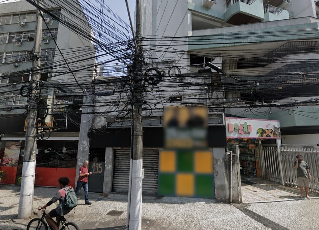 Foto 2 de 3: Comercial em leilão em Niterói - RJ — Imóvel Comercial, A.T.: 614m², Icaraí, Niterói/RJ