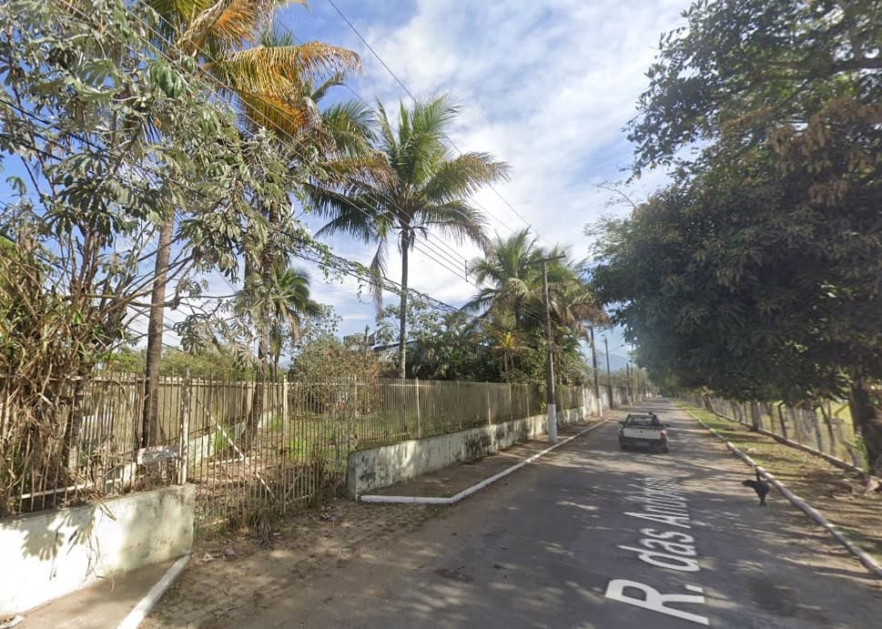 Foto 2 de 3: Comercial em leilão em Resende - RJ, bairro Vila Itapuca — Imóvel Comercial, A.T.: 18.835m², A.C.: 3.939m², Elite, Resende/RJ
