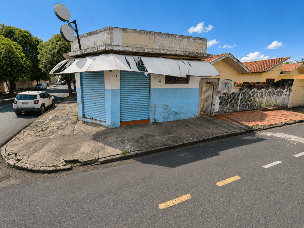 Foto 1 de 4: Comercial em leilão em Araçatuba - SP, bairro Jardim Aclimação — Imóvel Comercial e Residencial, 211,52m²,Jardim Alto da Aclimação, Araçatuba/SP