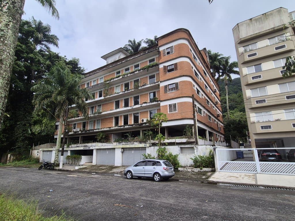 Foto 1 de 38: Apartamento em leilão em Guarujá - SP — Apartamento, 517m², Edifício Vale Dos Sonhos, Enseada, Guaruja/SP