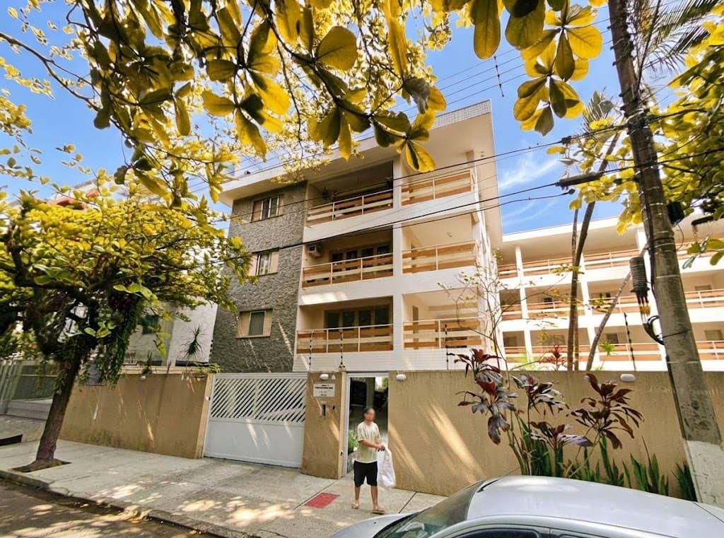 Foto 1 de 20: Apartamento em leilão em Guarujá - SP, bairro Jardim Las Palmas — Apartamento, 54,40m², Praia do Tombo, Guarujá/SP