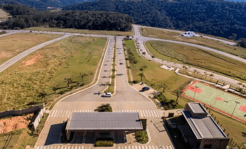 Foto 4 de 5: Terreno em leilão em Santana De Parnaíba - SP, bairro Chácara Boa Vista — Terreno, 466,70m², Condomínio Altavis, Santana de Parnaíba/SP