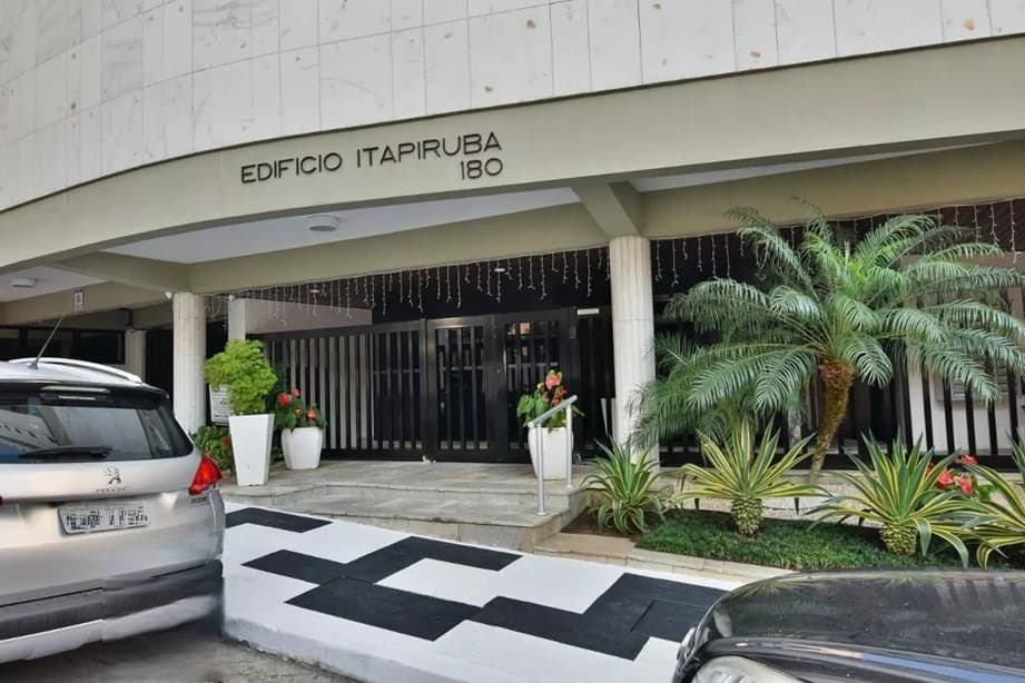 Foto 2 de 6: Apartamento em leilão em Guarujá - SP, bairro Jardim Astúrias — Apartamento, 158m², Jardim Astúrias, Guarujá/SP