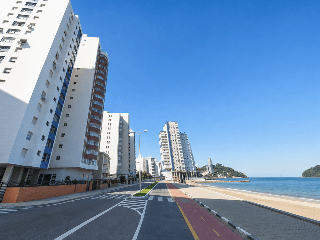 Foto 3 de 3: Apartamento em leilão em São Vicente - SP, bairro Centro — Apartamento, 48,62m², Praia do Gonzaguinha, São Vicente/SP