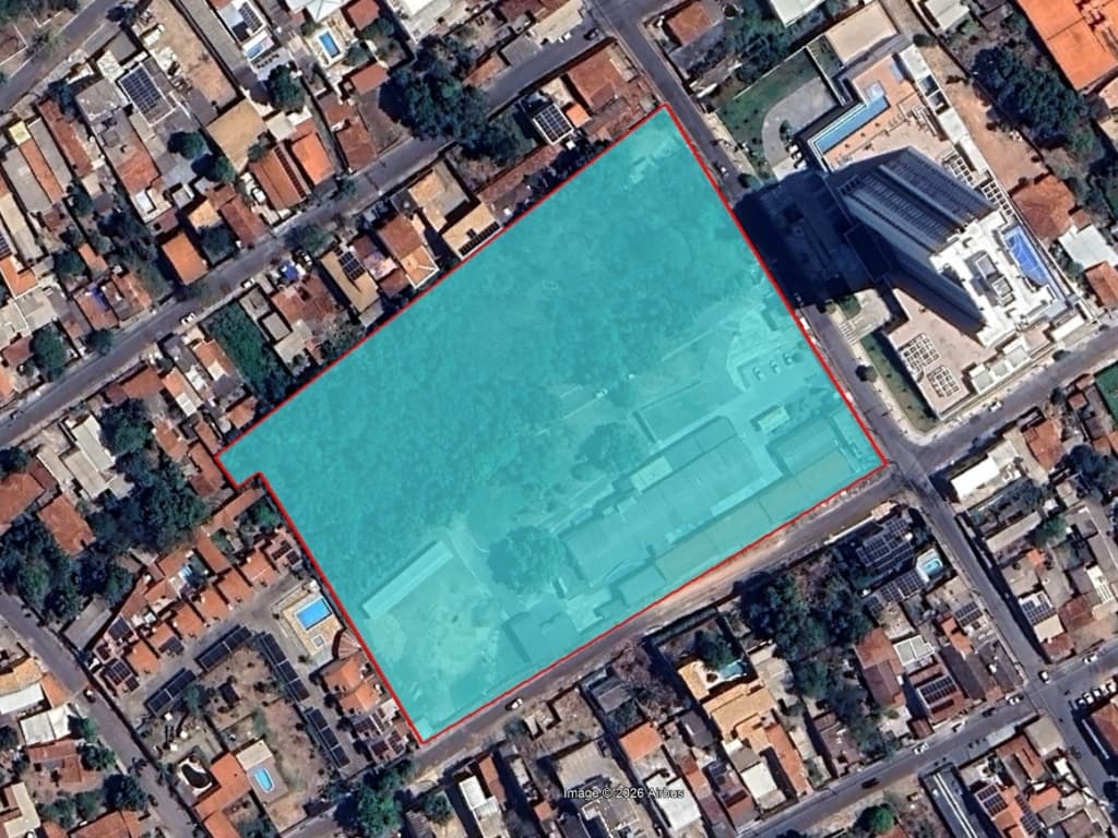 Foto 1 de 6: Terreno em leilão em Cuiabá - MT, bairro Goiabeira — Imóvel Comercial, 3.697,29m², Centro Sul, Cuiabá/MT