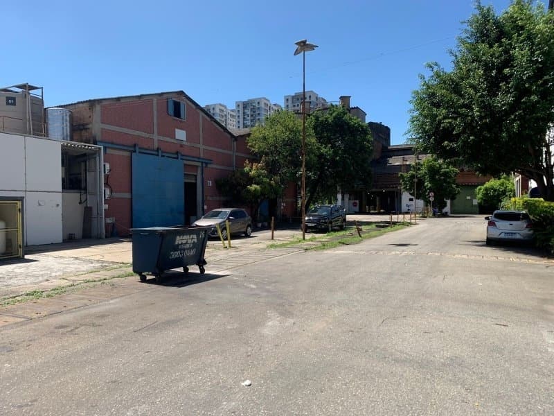 Foto 7 de 28: Comercial em leilão em Osasco - SP, bairro Centro — Imóvel Industrial para Incorporação, 175.586m², área edificada de 83.086m², Centro, Osasco/SP