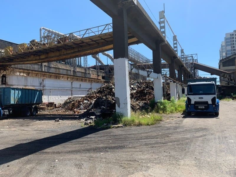 Foto 16 de 28: Comercial em leilão em Osasco - SP, bairro Centro — Imóvel Industrial para Incorporação, 175.586m², área edificada de 83.086m², Centro, Osasco/SP